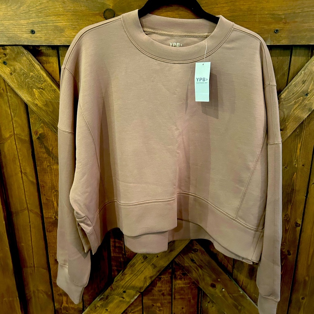 Abercrombie and Fitch (YPB) crew neck NWT.